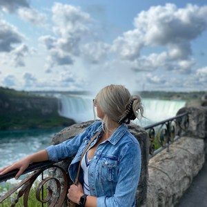 Meet your Posher, Andrisa